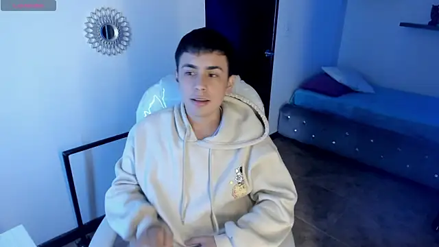 Nyko ds online show from November 26, 3:31 am