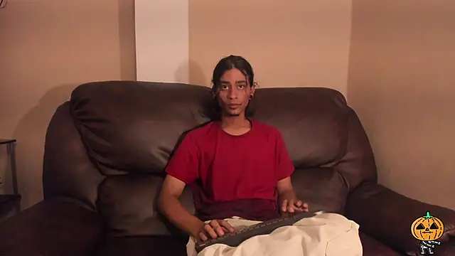 Snapshot of Dickie_Dicking chatting on October 16, 8:28 pm Dickie Dicking online show from October 16, 8:28 pm