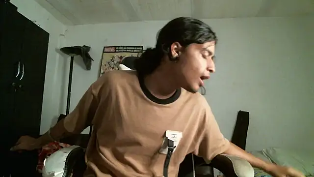 Snapshot of Dickie_Dicking chatting on October 10, 8:45 pm Dickie Dicking online show from October 10, 8:45 pm