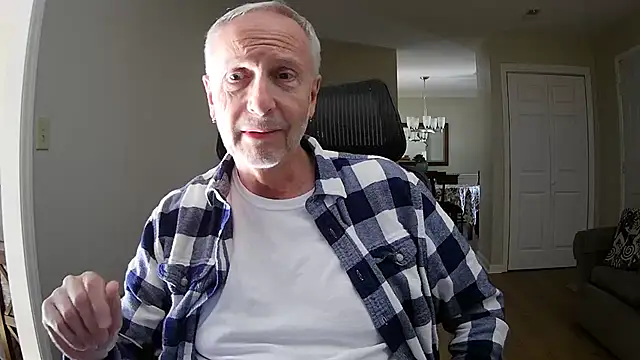 Snapshot of ApolloThrust chatting on October 13, 7:53 pm ApolloThrust online show from October 13, 7:53 pm
