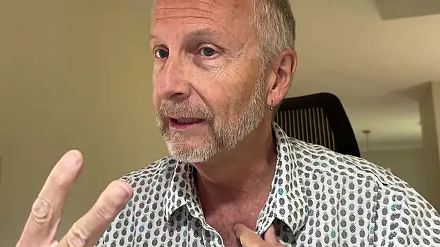 ApolloThrust online show from October 21, 8:23 pm