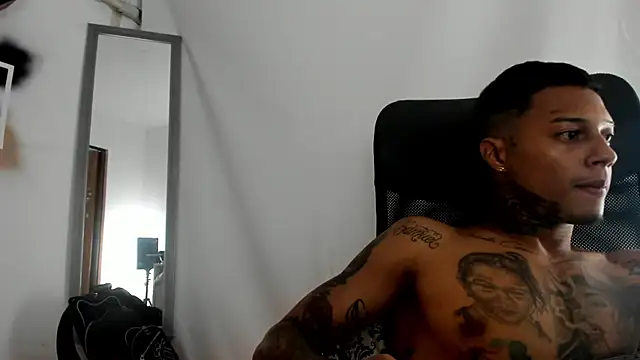 The boy dreams1 online show from October 17, 3:10 am