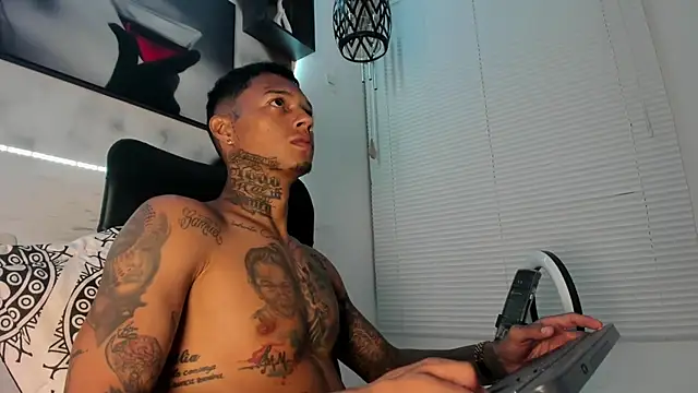 The boy dreams1 online show from October 5, 3:21 am