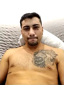 gooddboy01 online show from October 18, 7:41 pm