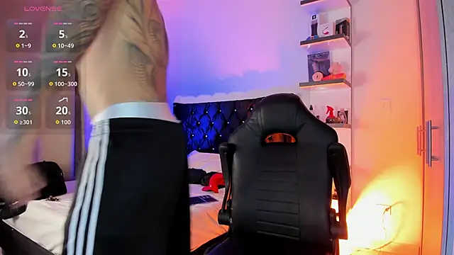  Duriel online show from April 9, 7:53 pm