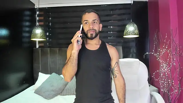 Snapshot of Lobo_sex21 chatting on October 11, 8:02 pm Lobo sex21 online show from October 11, 8:02 pm