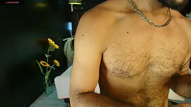 Lobo sex21 online show from November 24, 7:37 pm