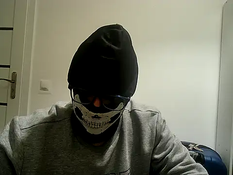 Snapshot of nofaceking20 chatting on October 2, 3:27 pm nofaceking20 online show from October 2, 3:27 pm