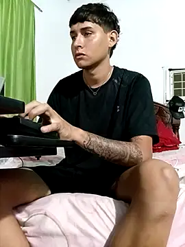 Luisneljc online show from February 18, 7:11 pm