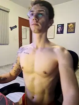 Snapshot of SweetGoodBoy22 chatting on October 16, 8:06 pm SweetGoodBoy22 online show from October 16, 8:06 pm