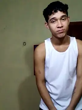 Snapshot of Mrdante23 chatting on October 8, 6:18 am Mrdante23 online show from October 8, 6:18 am