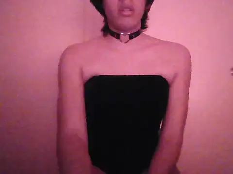 Snapshot of Sunny_Pebble chatting on October 16, 3:25 am Sunny Pebble online show from October 16, 3:25 am