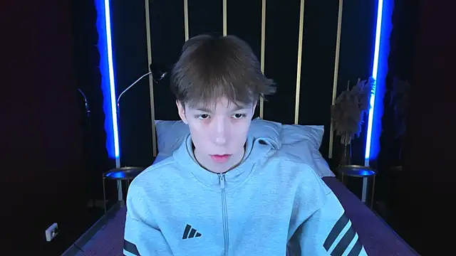 MarkBranston online show from November 19, 5:51 am