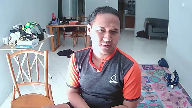 latexidn online show from March 6, 3:47 am