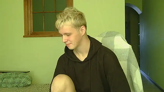  Timmy Boy  online show from October 26, 7:10 am