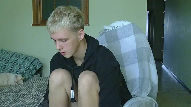  Timmy Boy  online show from October 20, 8:18 am