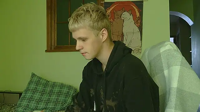 Snapshot of _Timmy_Boy_ chatting on October 14, 7:26 am Timmy Boy online show from October 14, 7:26 am