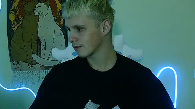 Snapshot of _Timmy_Boy_ chatting on October 9, 12:15 am Timmy Boy online show from October 9, 12:15 am