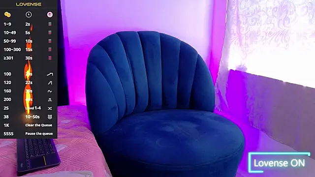 angel kyrozz online show from July 24, 7:10 pm