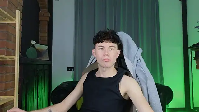 Cute Mike online show from February 20, 2:08 pm