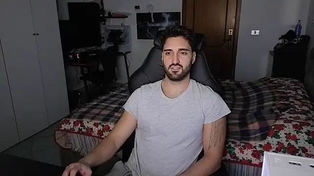 Al3xox02 online show from February 2, 8:28 pm