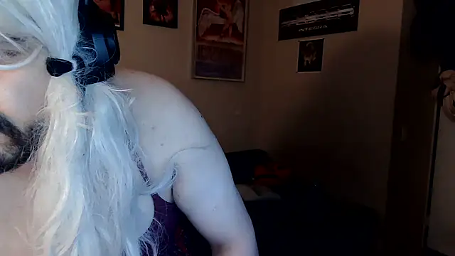 geezuz6913 online show from January 17, 1:03 pm