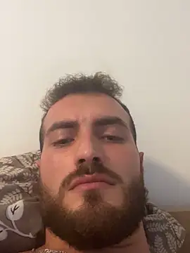 Snapshot of Xhrome98 chatting on October 6, 7:46 am Xhrome98 online show from October 6, 7:46 am