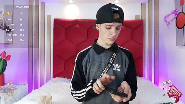 JackFrosst online show from April 21, 2:34 pm