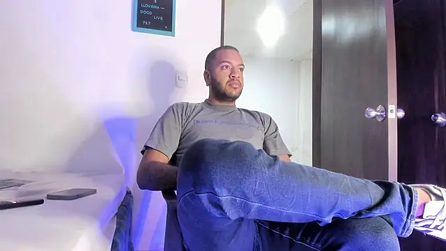 Dann 17  online show from December 2, 2:20 pm