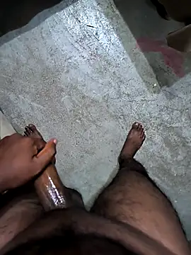 Snapshot of Bull_For_Cuckold_Realmeet chatting on October 16, 4:48 pm Bull For Cuckold Realmeet online show from October 16, 4:48 pm