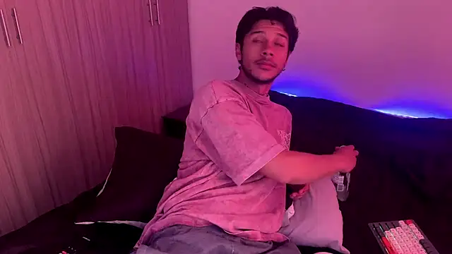 ErosDominant online show from April 23, 5:37 pm