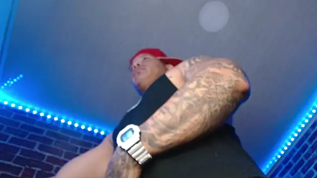 jordan bigcock  online show from April 21, 1:42 am