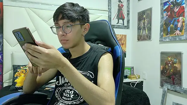 TWINK JOSS online show from October 11, 7:29 pm