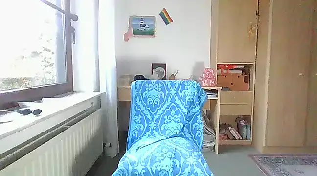 super-snoopy online show from December 5, 8:11 am