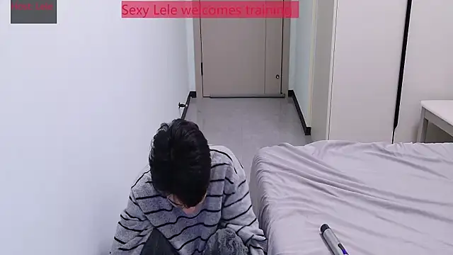 sexyboy-lele online show from December 2, 5:32 am