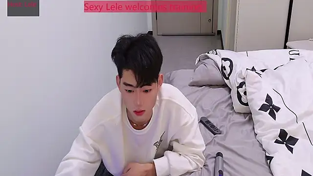sexyboy-lele online show from November 26, 7:55 am