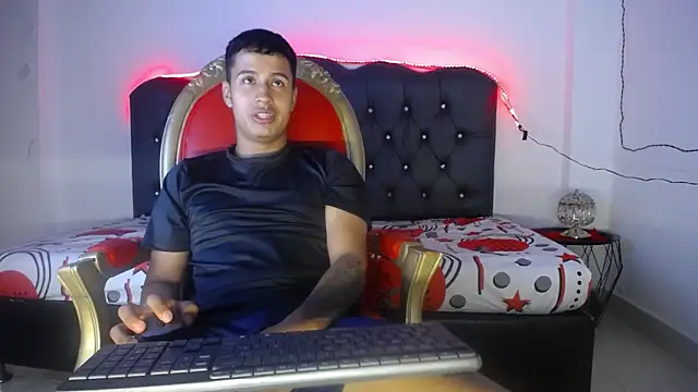 Bastian Joness online show from October 18, 4:17 am