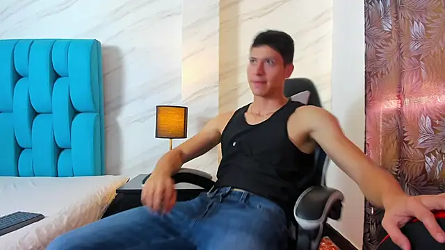 Tyler  Colt online show from October 16, 6:49 pm