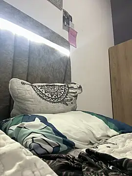 superS29 online show from March 8, 12:19 am