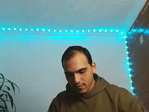 Maax3023 online show from October 19, 1:36 pm