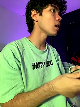 Im Camii online show from October 31, 5:27 pm