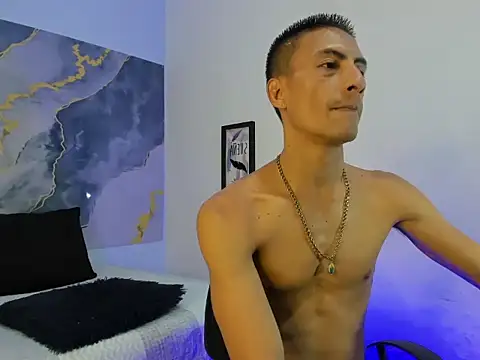 latin crissex online show from November 26, 12:08 pm