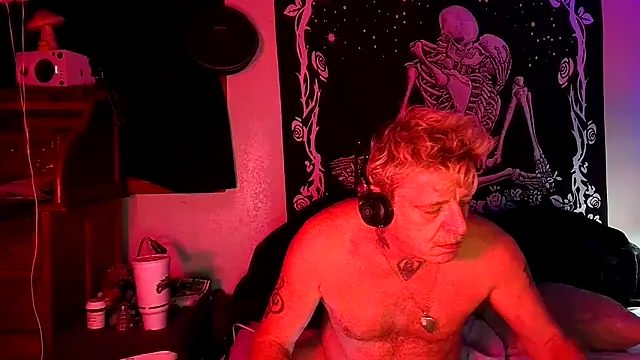 whitehole4bbc252 online show from April 21, 2:51 am