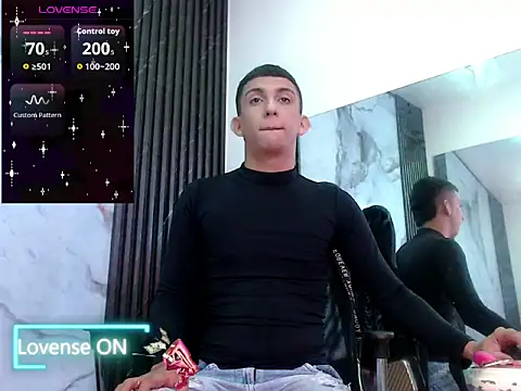 Brandonhott online show from October 17, 2:48 am