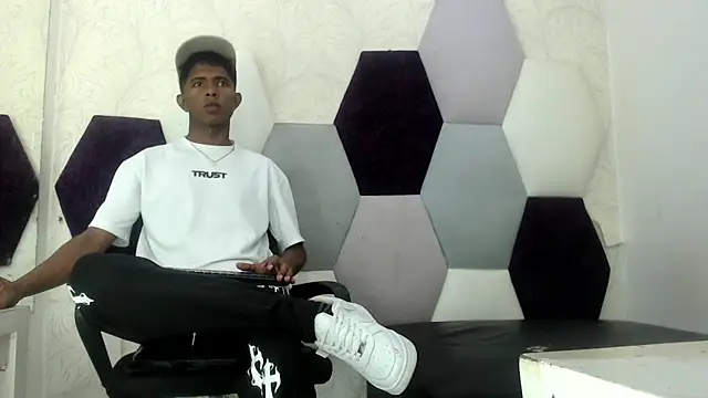 Mick storm online show from February 1, 7:45 pm