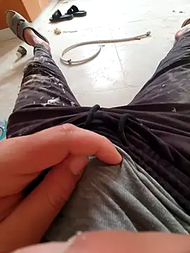 Jhony25682 online show from October 16, 2:03 pm