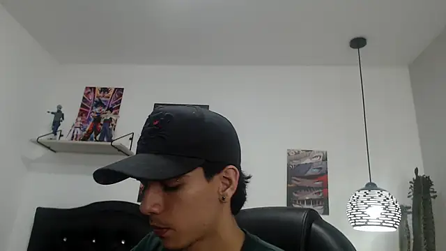 AmethystShadow17 online show from May 24, 5:35 am