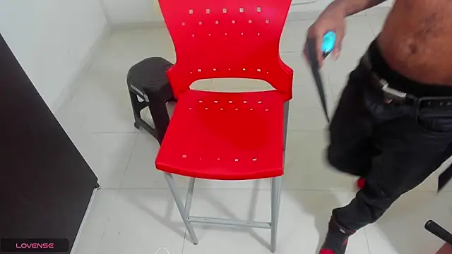 BenhtenBlack25 online show from January 17, 6:38 am