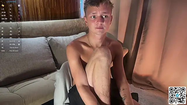 Logan mett online show from July 3, 3:07 pm