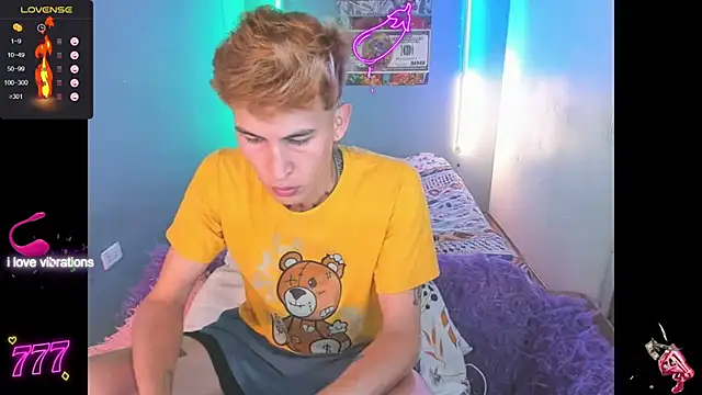 Latin boysxxxx online show from March 29, 2:01 am